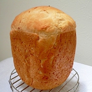 HB ピーナッツバターのパン